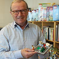 thumbnail image for Micro Town Plan: Regalo a Kjeld Kirk Kristiansen por su 40 Aniversario en LEGO