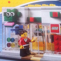 thumbnail image for Set Review ➟ 40145 LEGO Store