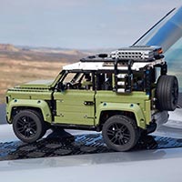 thumbnail image for Set Review ➟ 42110 Technic Land Rover Defender: 1ª parte