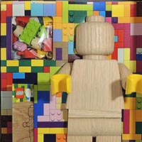 thumbnail image for Review ➟ LEGO Originals: Wooden minifigure 