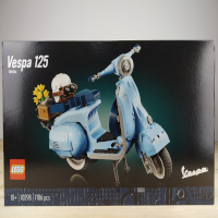 thumbnail image for Set Review ➟ 10298 LEGO<sup>®</sup> Vespa 125