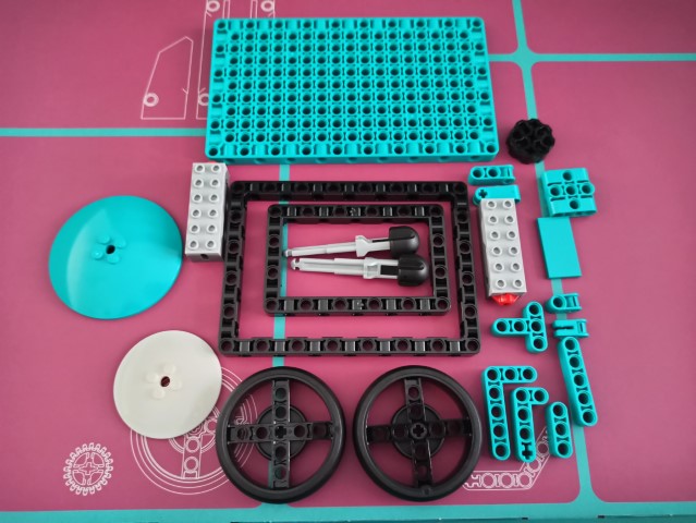 51515 - Unboxing Mindstorms Robot Inventor