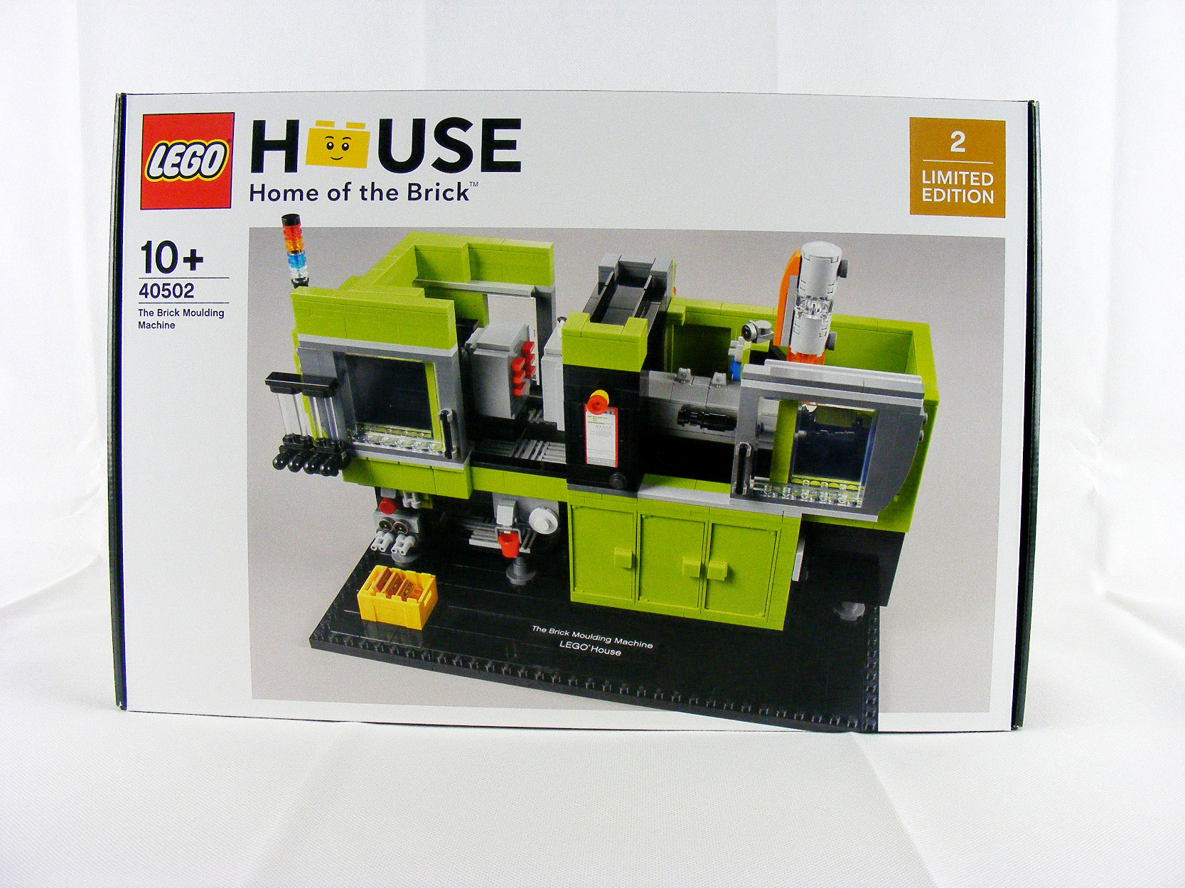 Set Review ➟ LEGO<sup>®</sup> 40502 The Brick Moulding Machine