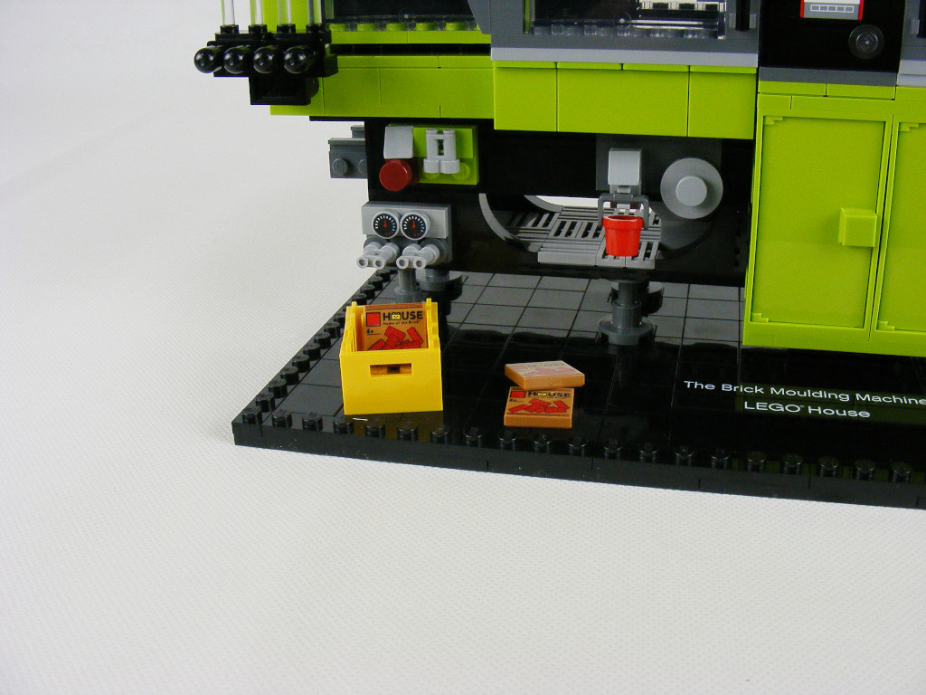 40502