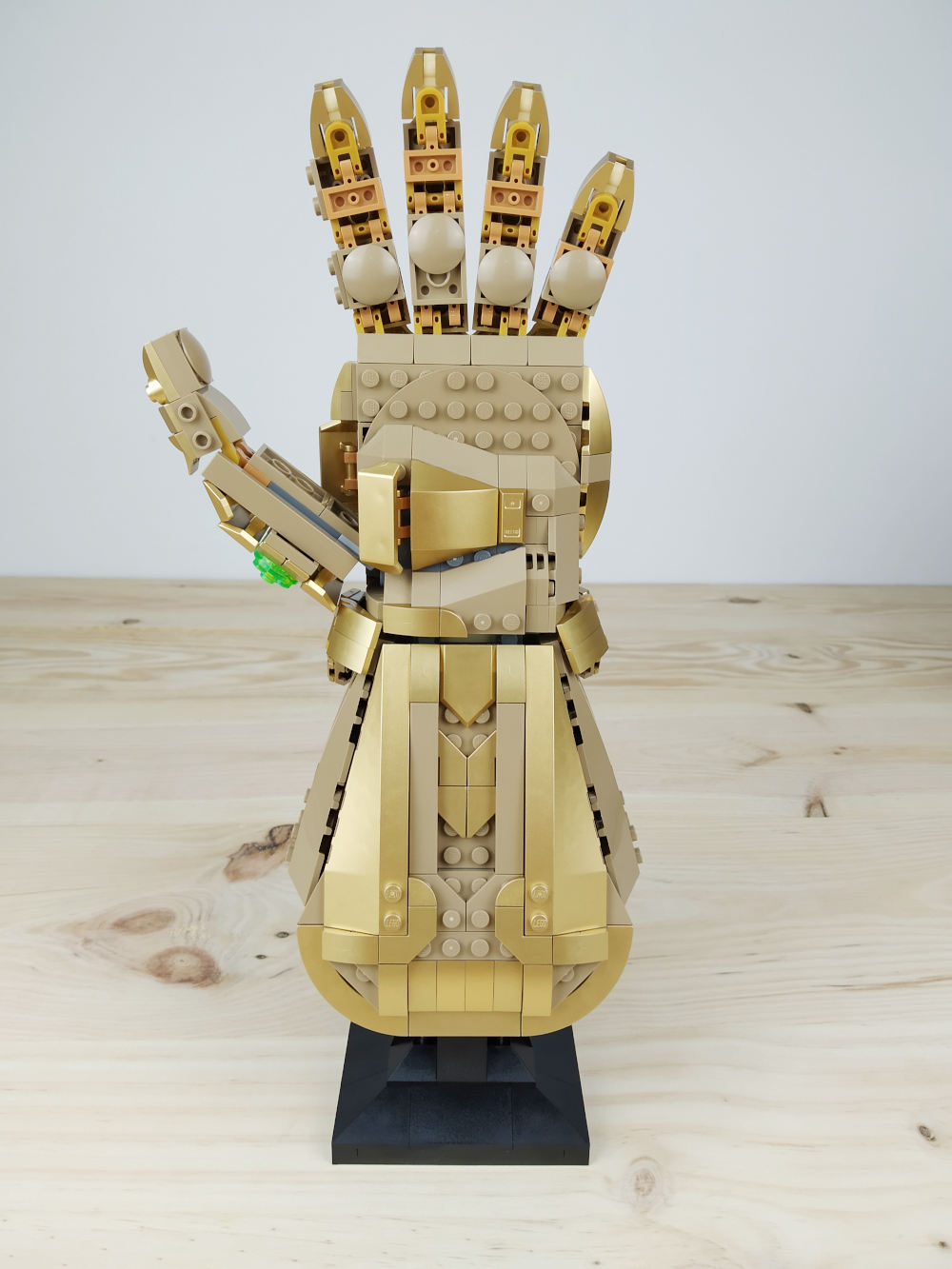 Set Review ➟ LEGO<sup>®</sup> 76191 Infinity Gauntlet