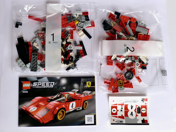 LEGO 76906 contenido