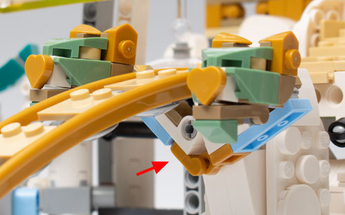 LEGO set 80039 cabezas de dragón en posición