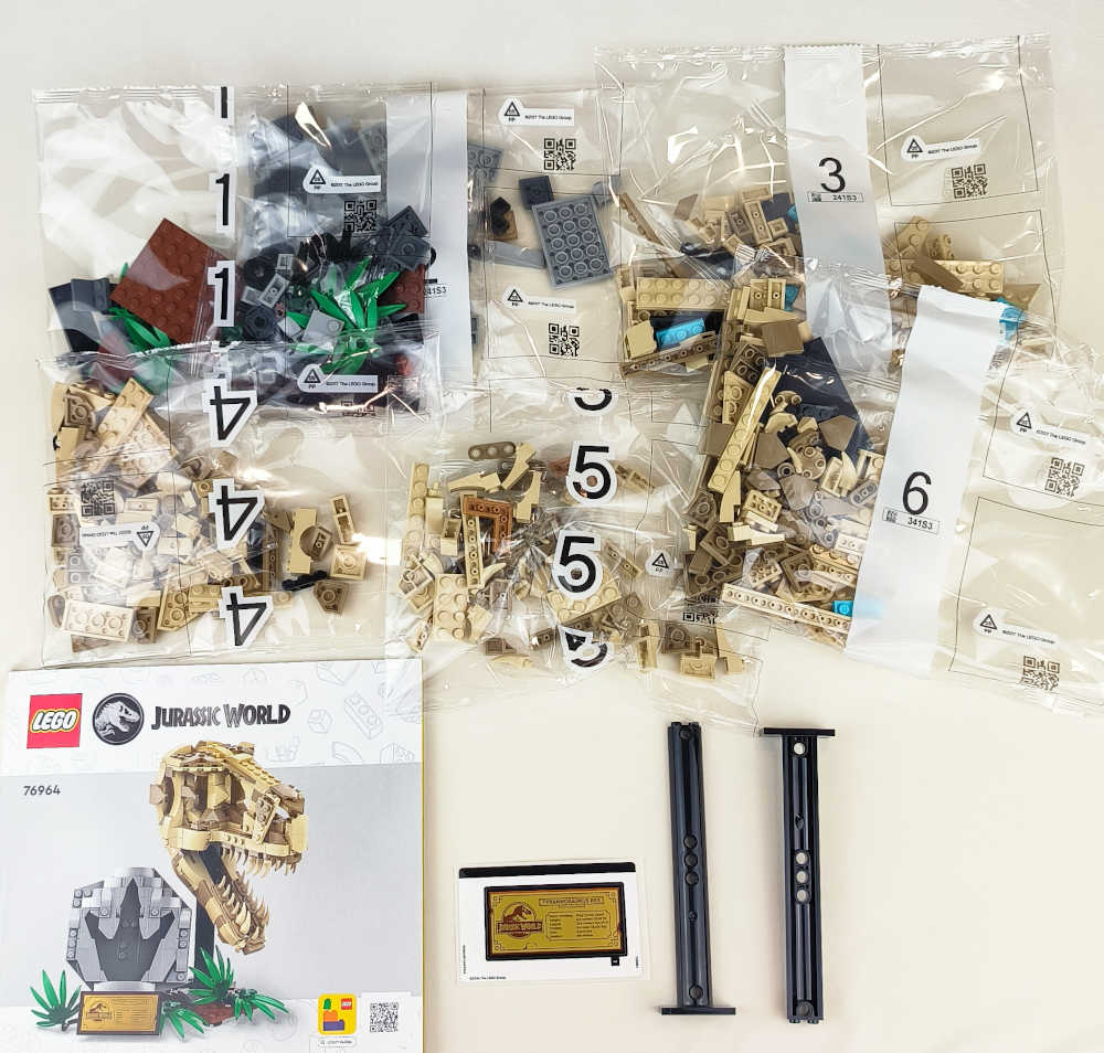 Set Review ➟ LEGO<sup>®</sup> 76964 - Dinosaur fossils: T. Rex skull
