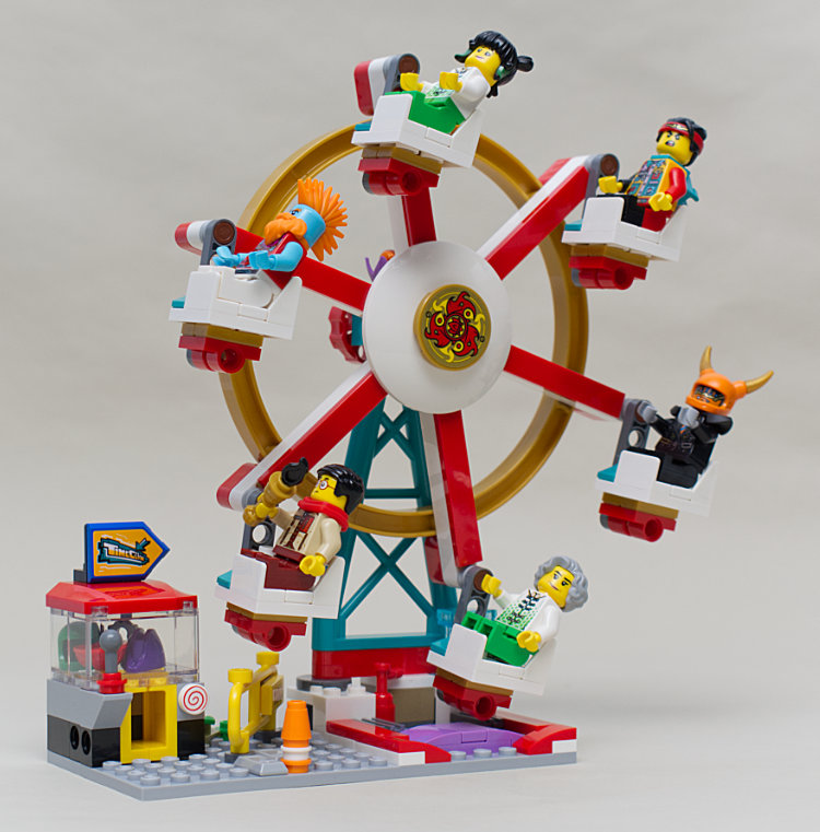 the world’s most dangerous mini ferris wheel