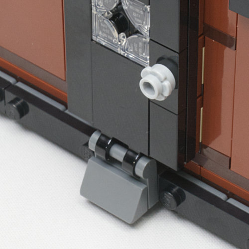 trunk clip closed