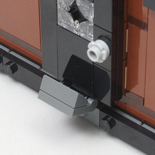 trunk clip open