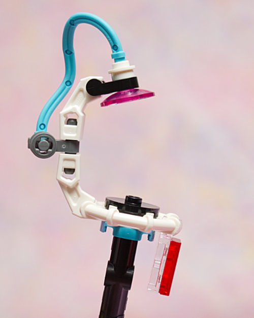 Set Review ➟ LEGO<sup>®</sup> 71495 Dreamzzz Mateo vs Cyber Brain