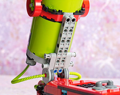 a build can attached