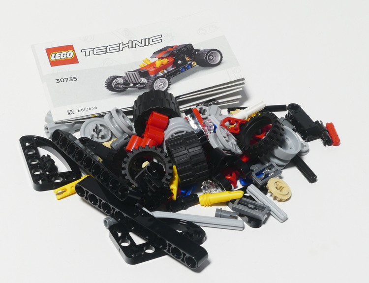 Set Review: 30735 Hot Rod Car