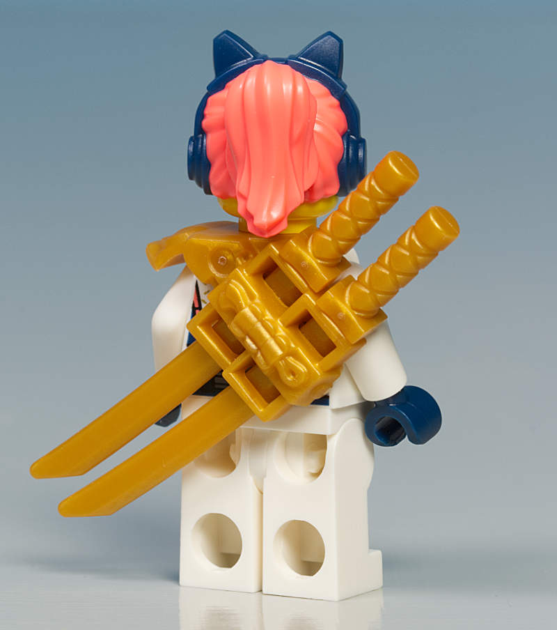soraback with weapons