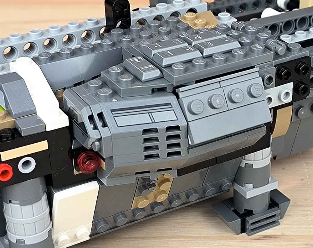 Set Review ➟ LEGO<sup>®</sup> 75374 - The Onyx Cinder