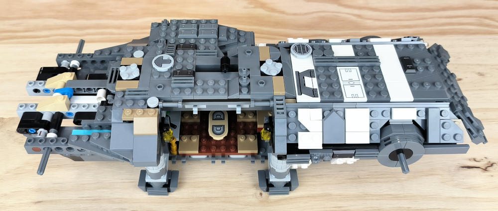 Set Review ➟ LEGO<sup>®</sup> 75374 - The Onyx Cinder