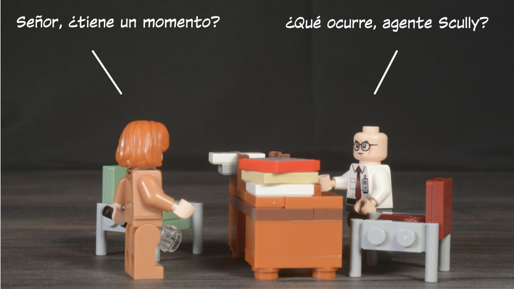 Scully: Señor, ¿tiene un momento? Skinner: ¿Qué ocurre, agente Scully?