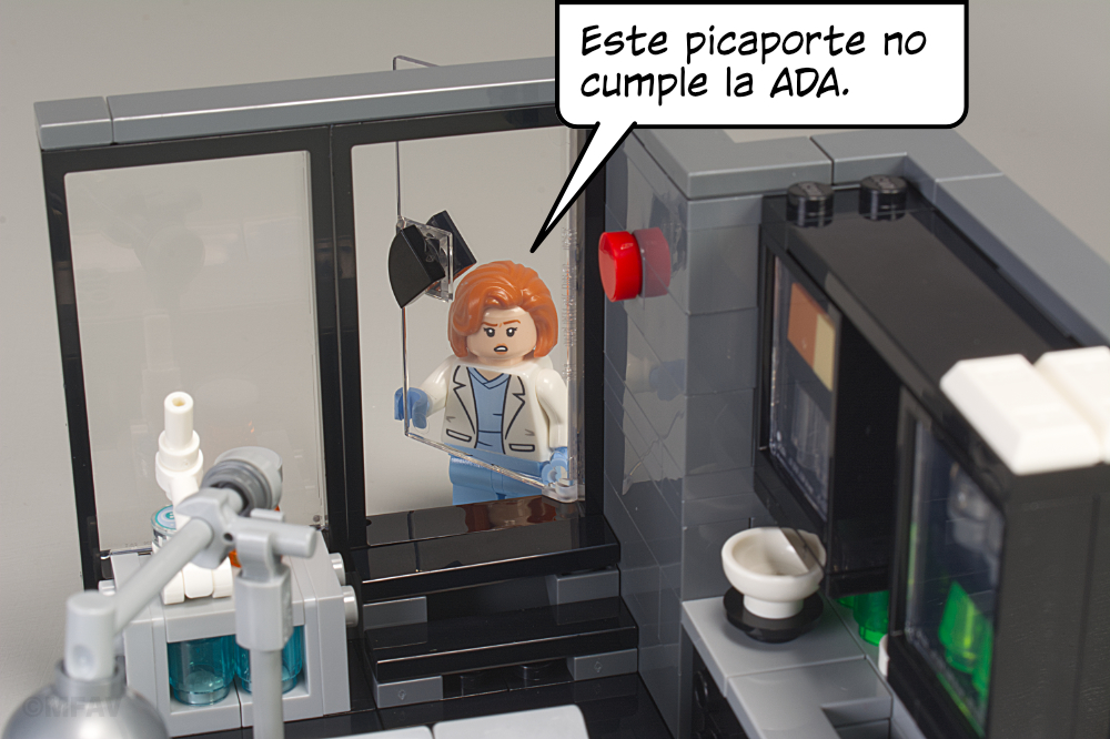 Scully: Este picaporte no cumple la ADA.
