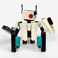 thumbnail image for Set Review ➟ 40413 Mindstorms Mini Robots